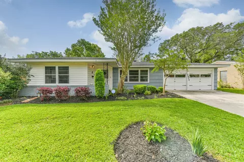 1025 24th Ave N, Texas City, TX 77590