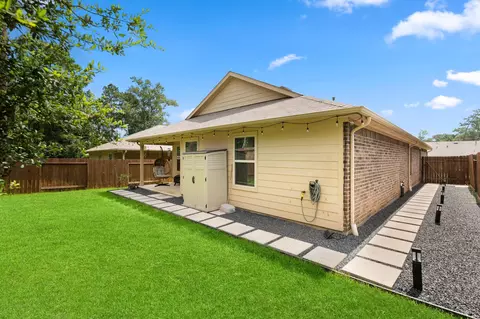 Exterior - 23811 Pinebrook Thicket Ln, Spring, TX 77389 photo 2 of 3