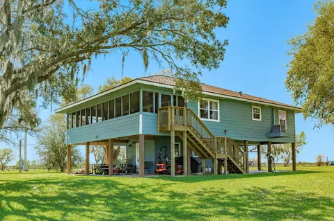 1113 Rio Vista Dr, Brazoria, TX 77422