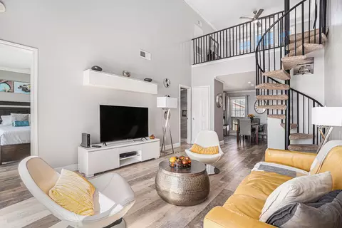 7000 Seawall Blvd #1036, Galveston, TX 77551