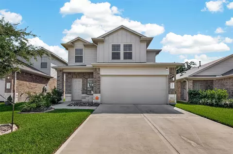 22446 Forest Gorge Ln, Spring, TX 77373
