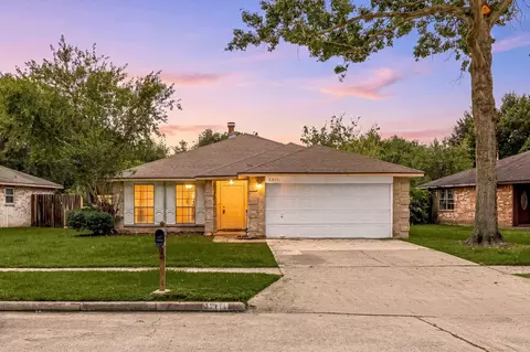 22111 Pearl Lake Dr, Katy, TX 77449