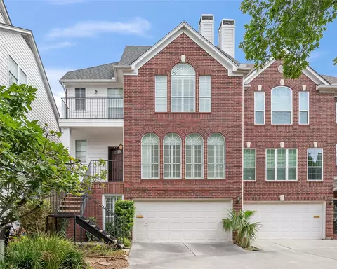 4431 Castle Ct, Houston, TX 77006