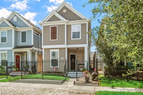 544 W 27th St, Houston, TX 77008
