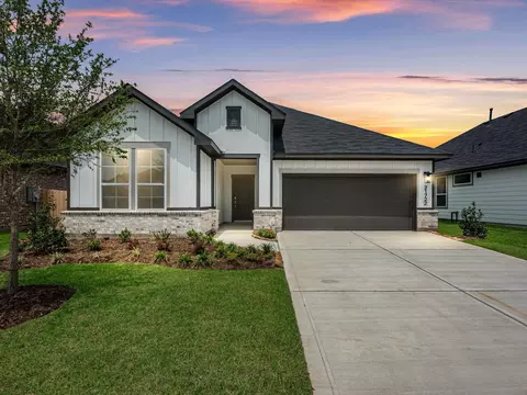21722 Redwood Bluff Trl, Cypress, TX 77433