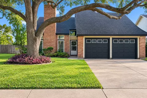 607 Tramwood Dr, Missouri City, TX 77489