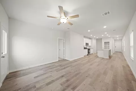 17138 King Eider Rd, Waller, TX 77484 photo 8