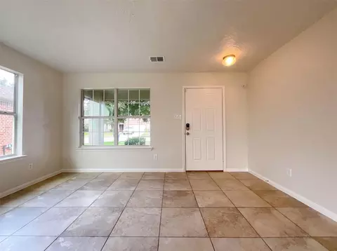 3335 Legends Wild Dr, Spring, TX 77386 photo 7