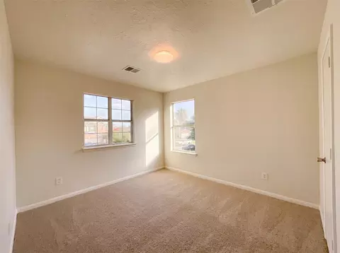 3335 Legends Wild Dr, Spring, TX 77386 photo 9