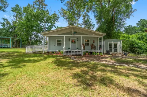 8851 Us Highway 59 N, Livingston, TX 77351