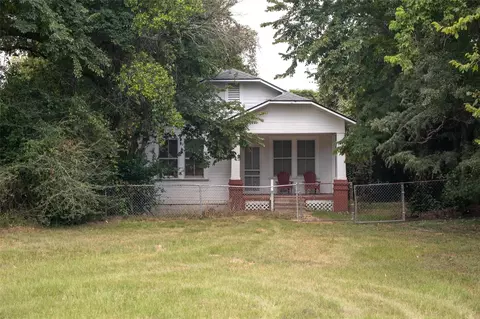 1302 19th St, Hempstead, TX 77445