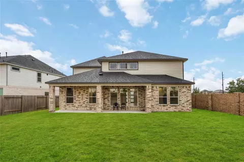 Exterior - 3311 Learning Tree Ln, Rosenberg, TX 77471 photo 3 of 4