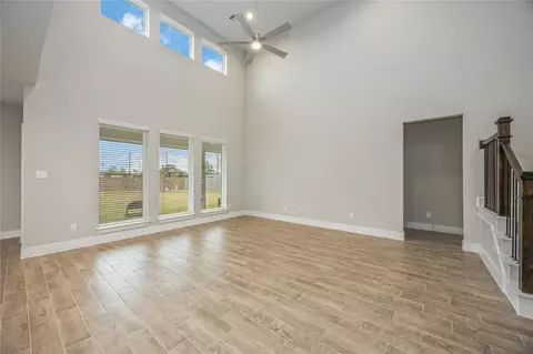 Living - 3311 Learning Tree Ln, Rosenberg, TX 77471 photo 3 of 3