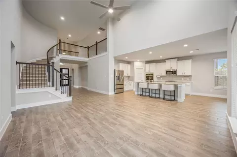 Living - 3311 Learning Tree Ln, Rosenberg, TX 77471 photo 2 of 3