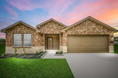 555 Hunter Grove Ln, China, TX 77613