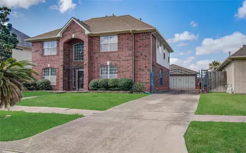 6626 Sunrise Valley Ln, Houston, TX 77083