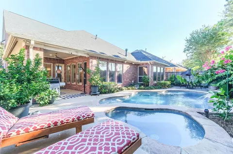 11413 Gallant Ridge Ln, Houston, TX 77082