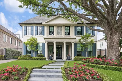 2240 Del Monte Dr, Houston, TX 77019