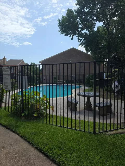 12955 Woodforest Blvd #81, Houston, TX 77015