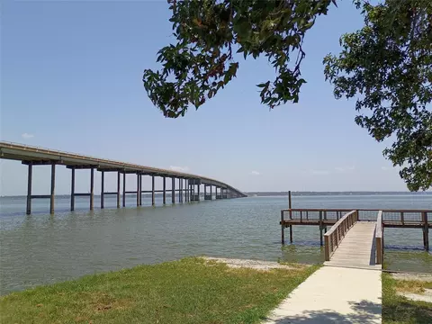 110 Pine Point Cir, Onalaska, TX 77360 photo 9
