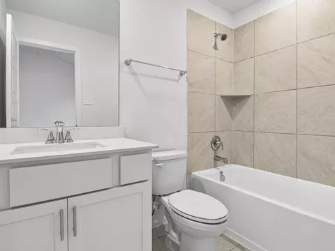 Bath - 2134 Rawls Ranch Dr, Conroe, TX 77301 photo 2 of 3