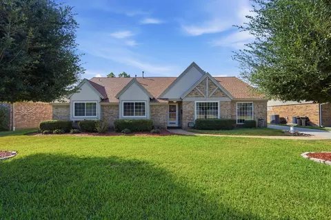 3416 E Orange St, Pearland, TX 77581