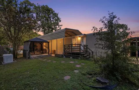 100 St Croix Dr, Point Blank, TX 77364