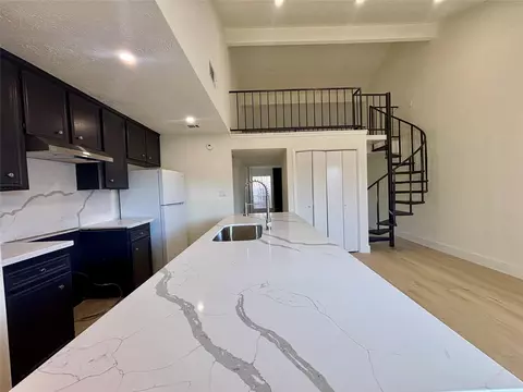 10626 Bexley Dr, Houston, TX 77099