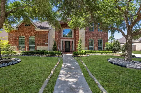 1723 Pampas Trail Dr, Friendswood, TX 77546