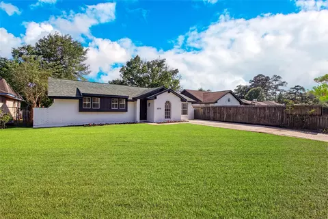 6510 Mardale Dr, Houston, TX 77016