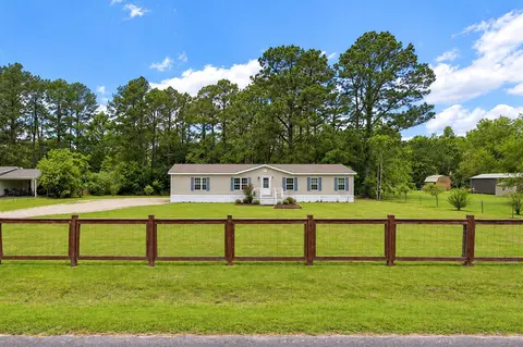 770 Ryan Rd, Sour Lake, TX 77659