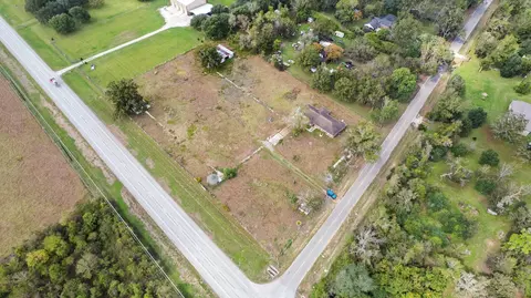 7442 County Road 42, Rosharon, TX 77583