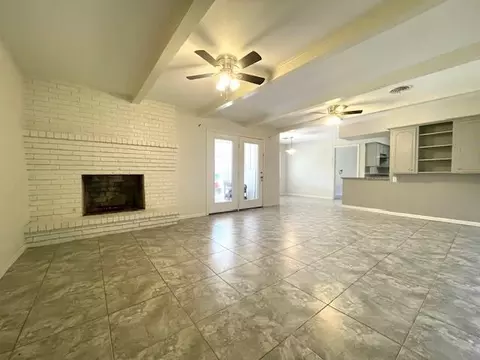 2708 Encino Ave, Bay City, TX 77414