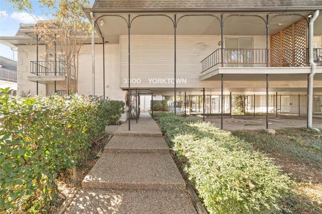 3300 Yorktown St #26, Houston, TX 77056