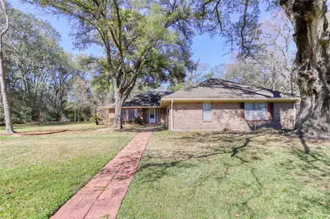 11234 Champion Wood Dr, Tomball, TX 77375