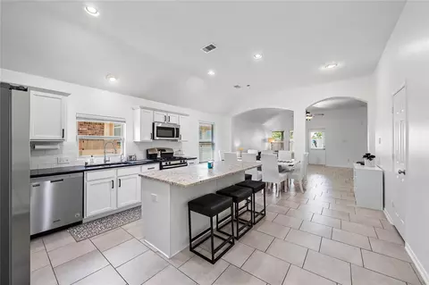 Kitchen - 21411 Gable Meadows Ln, Spring, TX 77379 photo 2 of 4