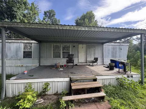 199 Walnut Cv, Onalaska, TX 77360 photo 3