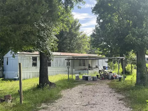 199 Walnut Cv, Onalaska, TX 77360 photo 2