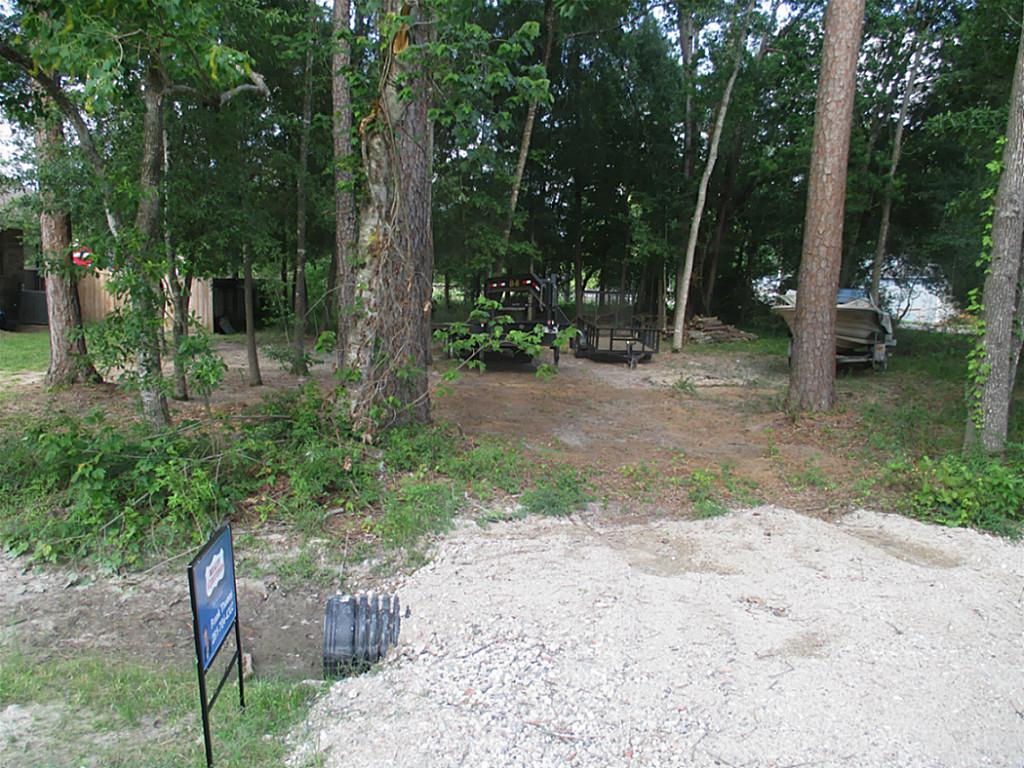 10806 Fairview Dr, Conroe, TX 77385 photo 1