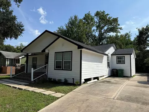 4522 Dewberry St, Houston, TX 77021