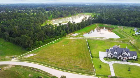 2028 Stallion Lakes Ave, Hockley, TX 77447