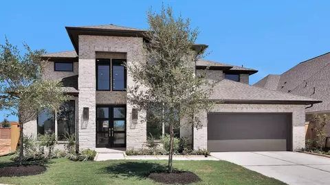 1240 Emerald Lake Dr, Katy, TX 77493