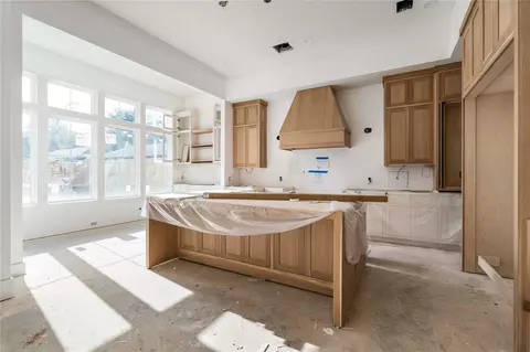 Kitchen - 2011 Singleton St, Houston, TX 77008 photo 1 of 1