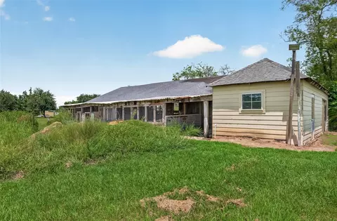 Exterior - 13509 Krueger Rd, Guy, TX 77444 photo 1 of 4