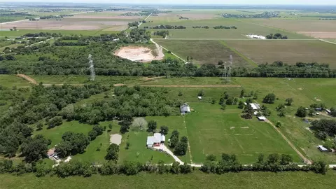 View/Area - 13509 Krueger Rd, Guy, TX 77444 photo 1 of 3