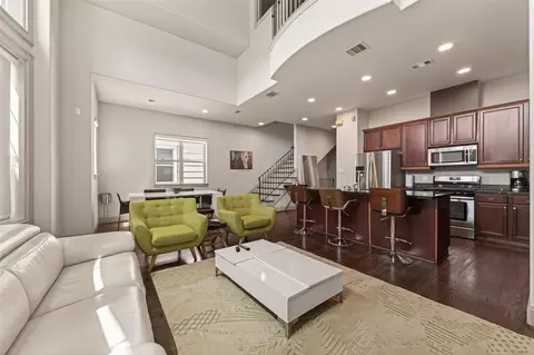 2927 Pease St, Houston, TX 77003