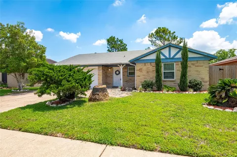 2007 Cannonade Dr, Pasadena, TX 77503