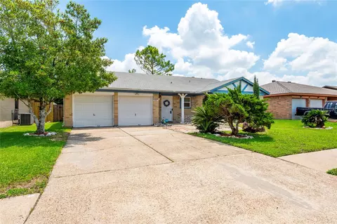 Exterior - 2007 Cannonade Dr, Pasadena, TX 77503 photo 10 of 10