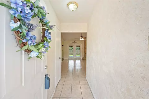 Entry Way - 2007 Cannonade Dr, Pasadena, TX 77503 photo 1 of 3