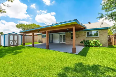 Exterior - 2007 Cannonade Dr, Pasadena, TX 77503 photo 6 of 10